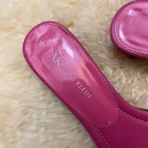 Vintage Anne Klein Kitten Heels - Picture 5 of 6